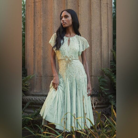 Mac Duggal Dresses & Skirts - MAC DUGGAL 94128 Green Embellished Bow Flutter Sleeve A Line Midi Dress